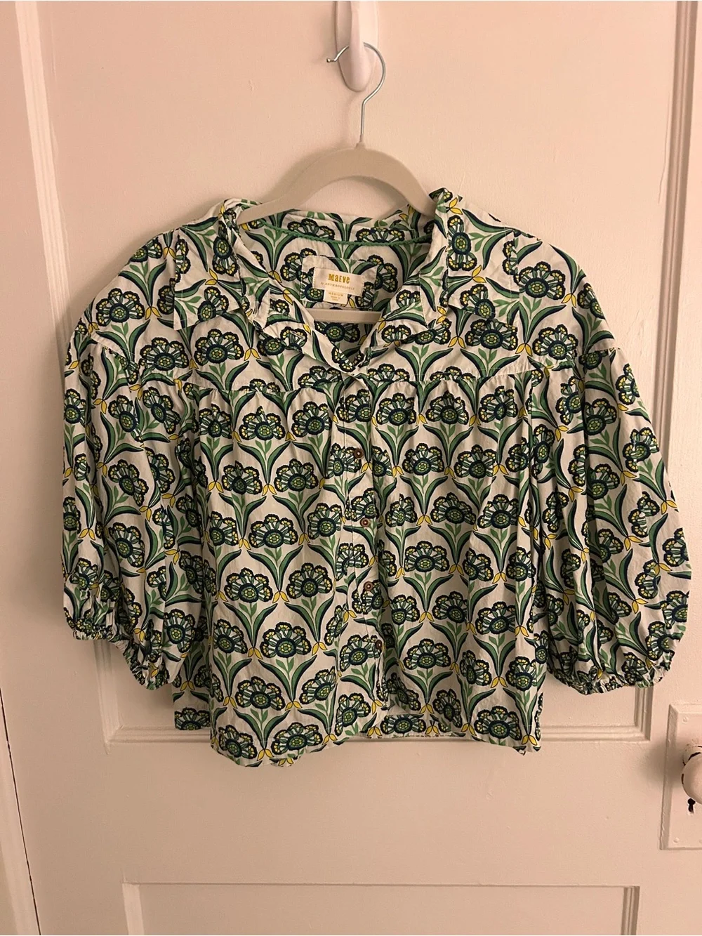 Anthropologie Green and White Floral Button-Up Puff Sleeve Top